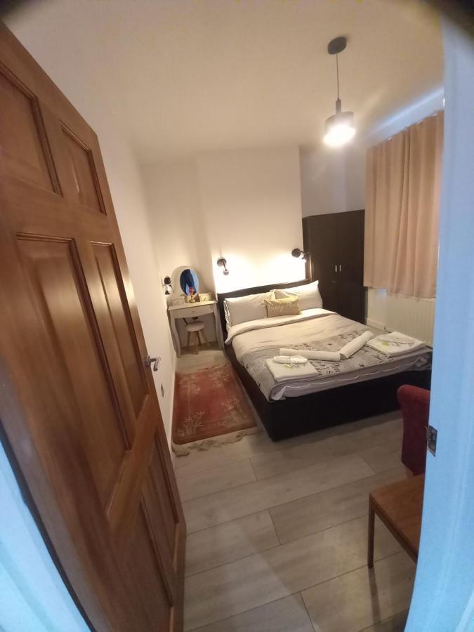 Luxury Holiday Home, Near Beach Southend-on-Sea Kültér fotó