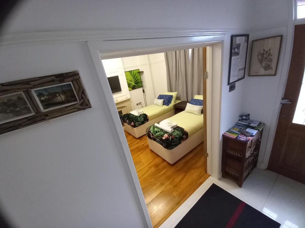 Luxury Holiday Home, Near Beach Southend-on-Sea Kültér fotó